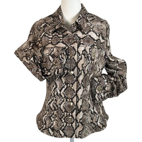 Boston Proper Size M Woman  Sneak Print Button-Up Shirt  Cotton/Spandex Blend - Picture 2 of 12